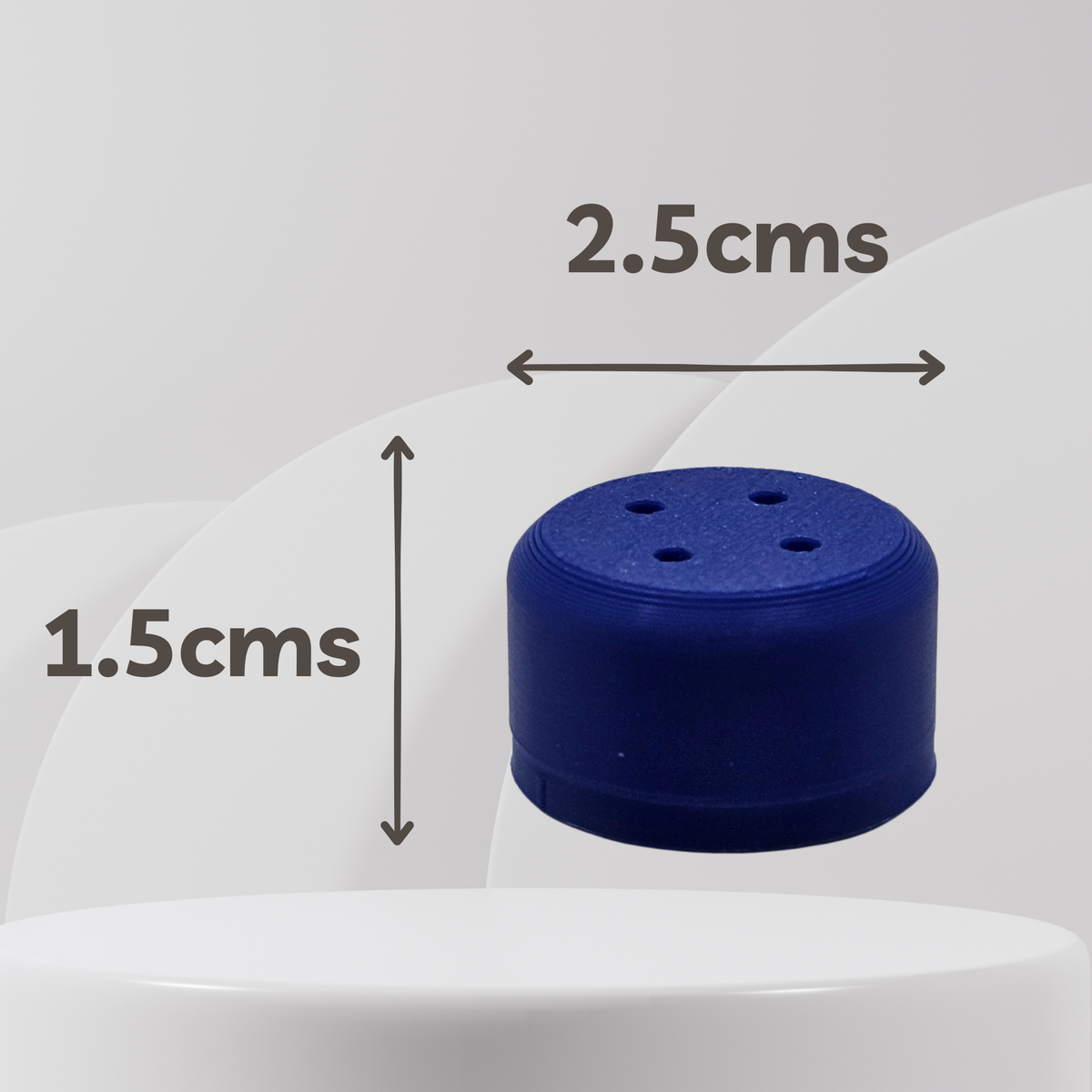 A small cylindrical blue scent vessel shown on a light gray background with overlaid dimension arrows and text reading 2.5cm width and 1.